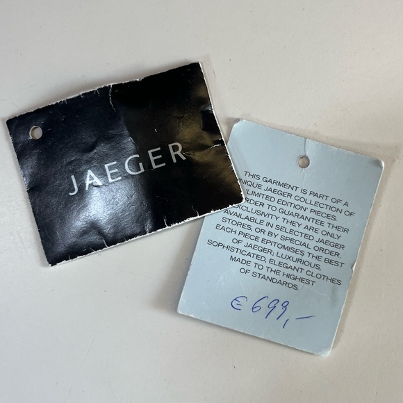 Black Silky Coat Jaeger Limited Edition - Picture 5 of 17